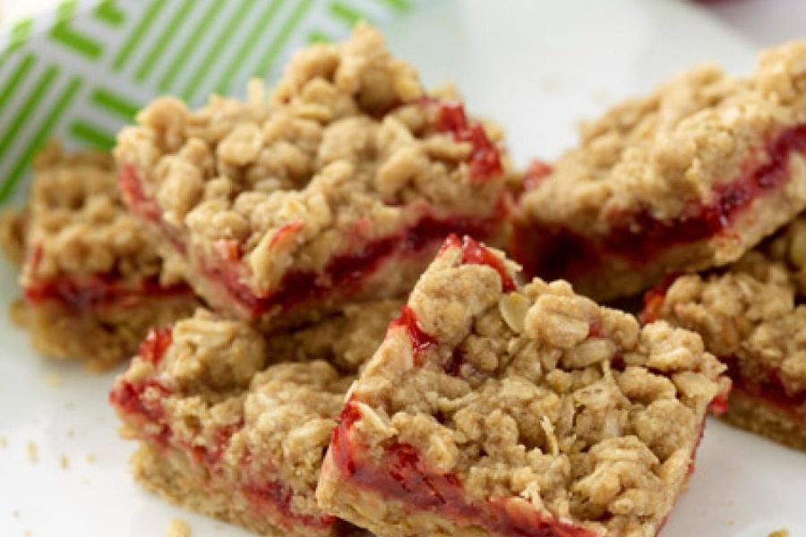 Strawberry Slice: Delicious Recipes for Fresh Strawberry Bars